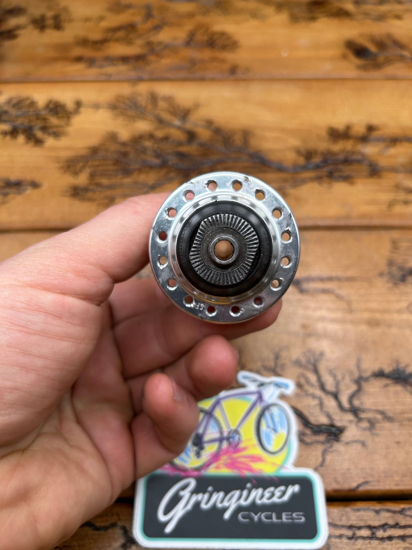 Shimano Deore XT HB-M737 32 Hole Front Hub