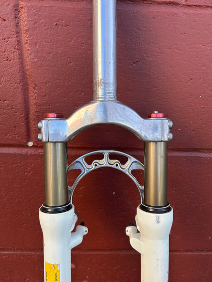 Marzocchi Bomber Z2 26" 1 1/8 Inch Threadless Suspension Fork