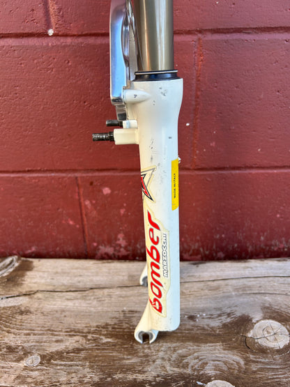 Marzocchi Bomber Z2 26" 1 1/8 Inch Threadless Suspension Fork