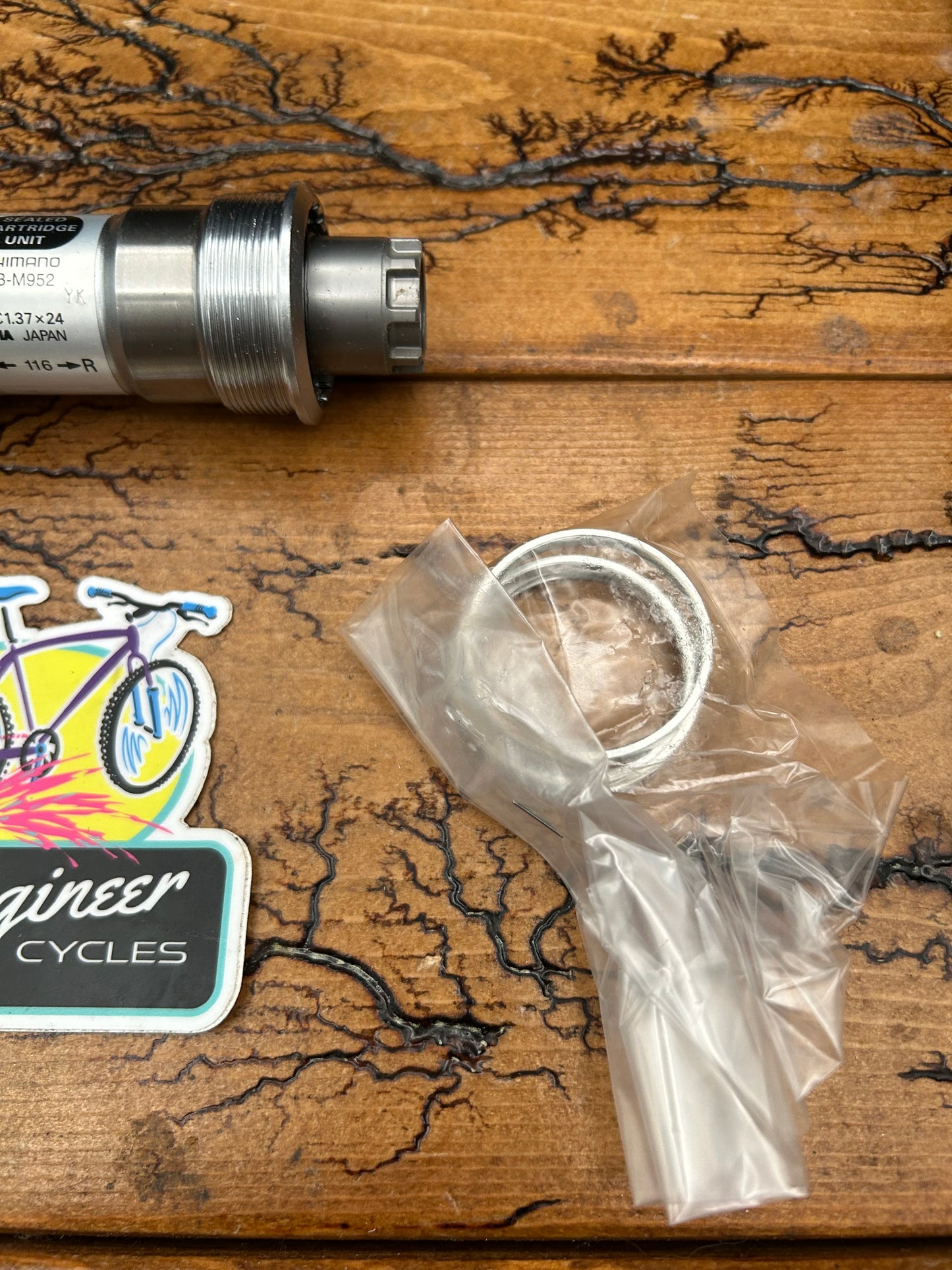 Shimano XTR BB-M952 116mm Octalink V1 Bottom Bracket NOS