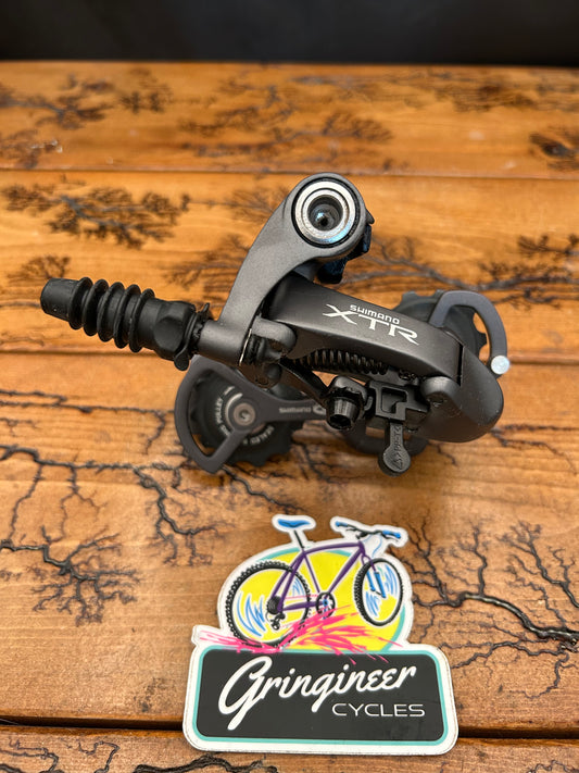 Shimano XTR RD-M953 9 Speed Rapid Rise Short Cage Rear Derailleur NOS