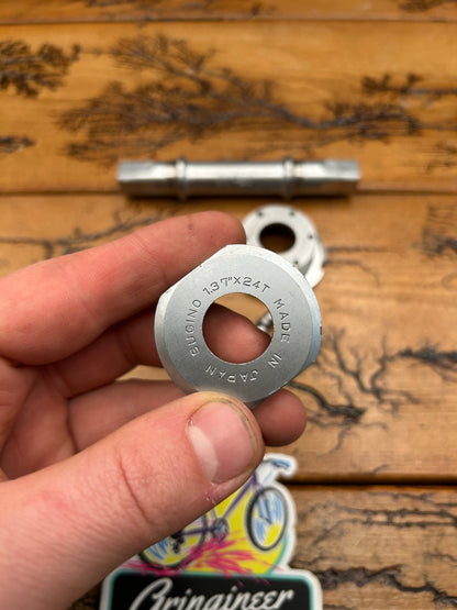 Sugino MW-68 114mm 1.37x24t Square Taper Bottom Bracket
