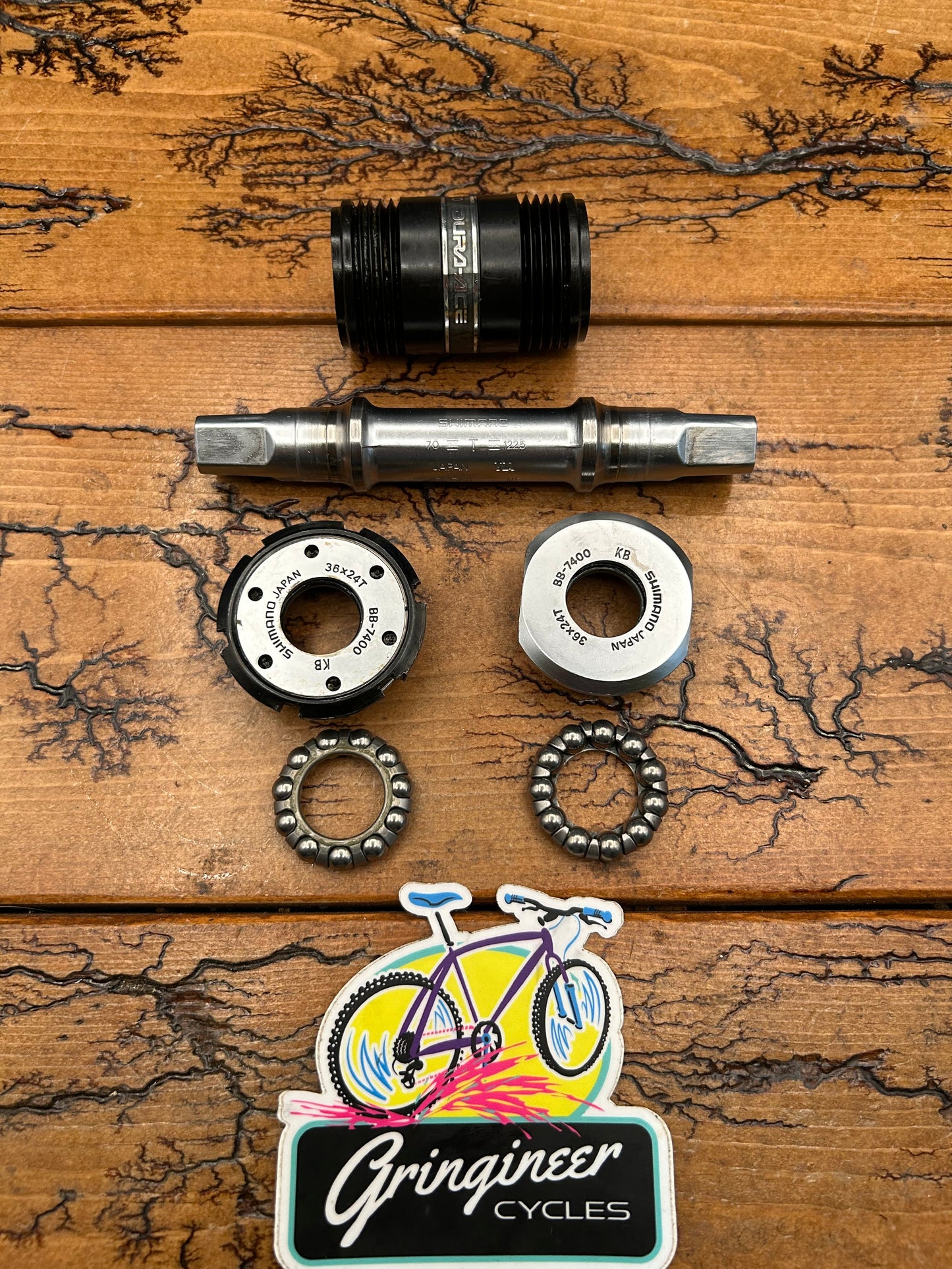 Shimano Dura Ace BB-7400 70x122.5mm Italian Bottom Bracket