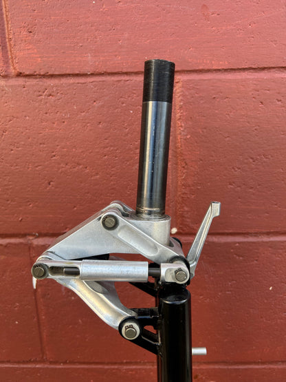 Amp Research F1 127mm Of Steerer 1 Inch Threaded Suspension Fork