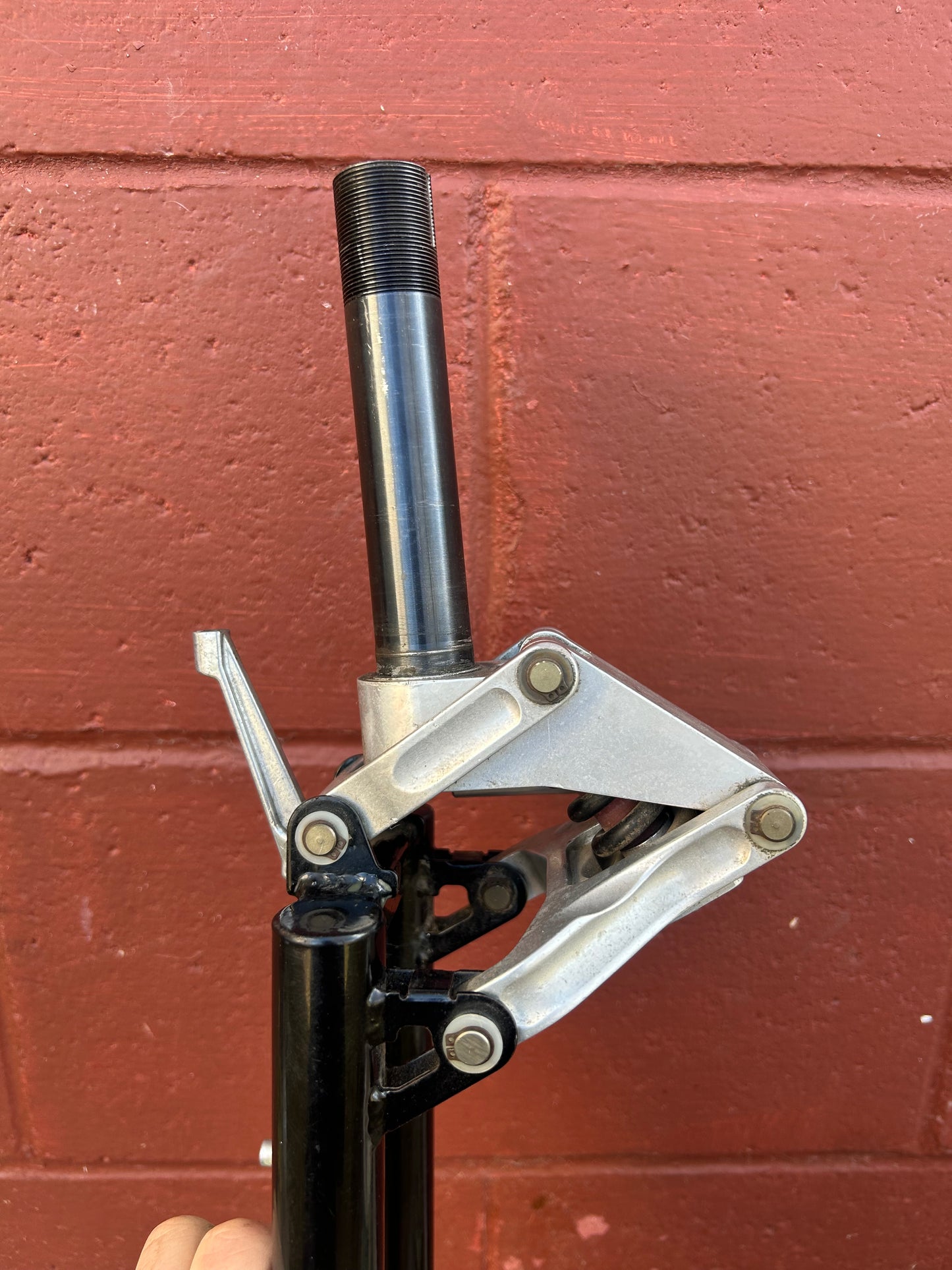 Amp Research F1 127mm Of Steerer 1 Inch Threaded Suspension Fork