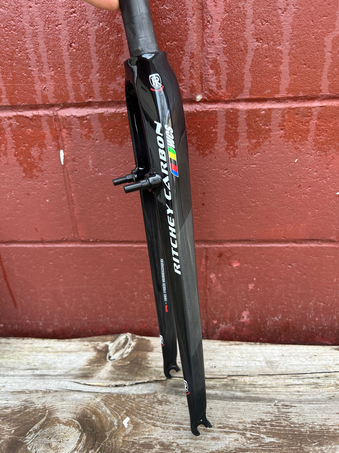 Ritchey Carbon WCS 700c Cantilever Brake 1 1/8 Threadless Carbon Fork