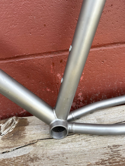 19" Bontrager Ti Lite Titanium Frame