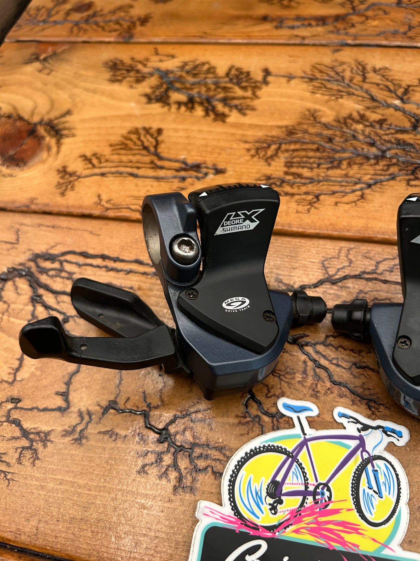 Shimano Deore LX SL-M570 3x9 Shifter Set