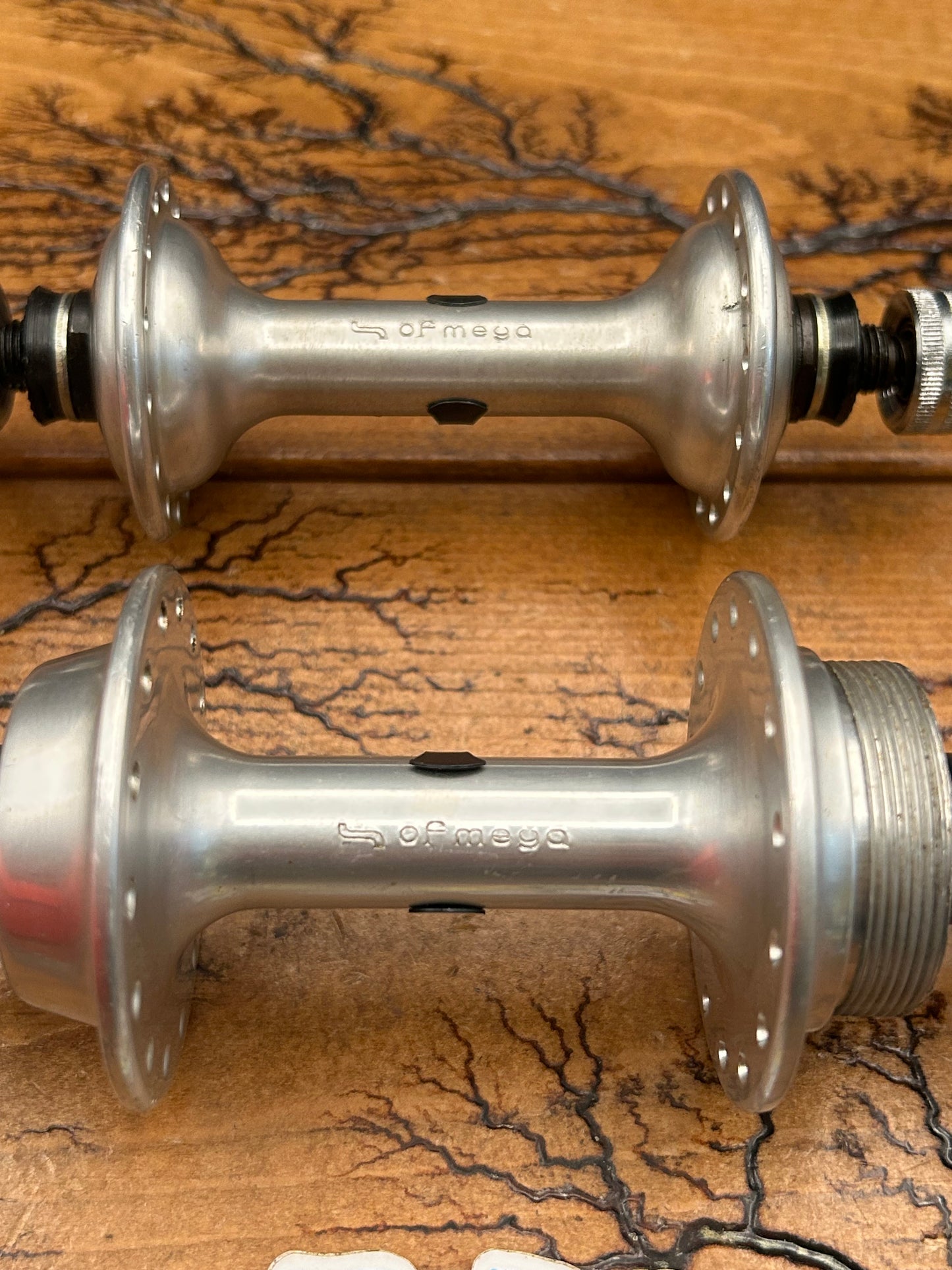 Ofmega Competizione 28 Hole 100/126 Hubs Set NOS