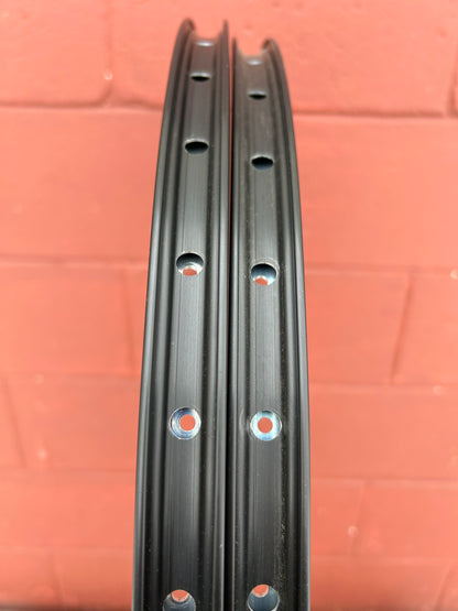 Mavic XM117 Disc 36 Hole 26 Inch Rims Set of 2 NOS