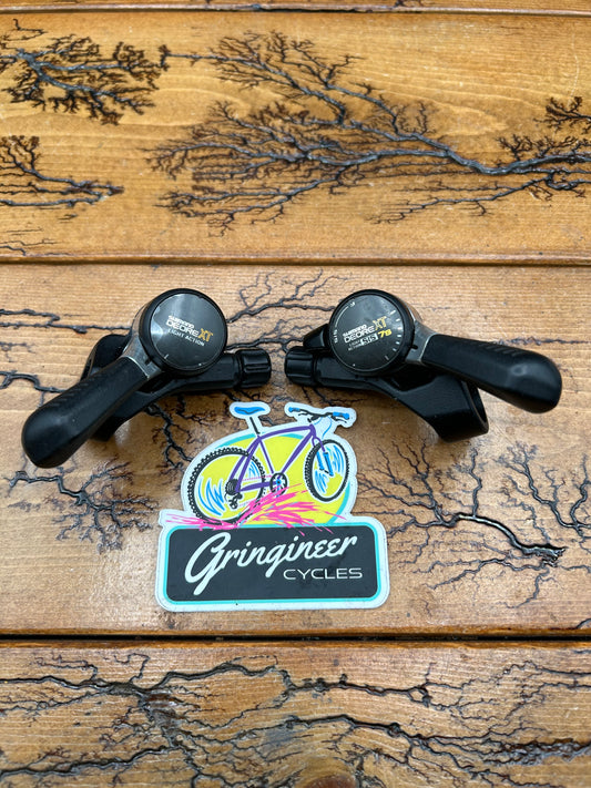 Shimano Deore XT SL-M732 7 Speed Thumb Shifters