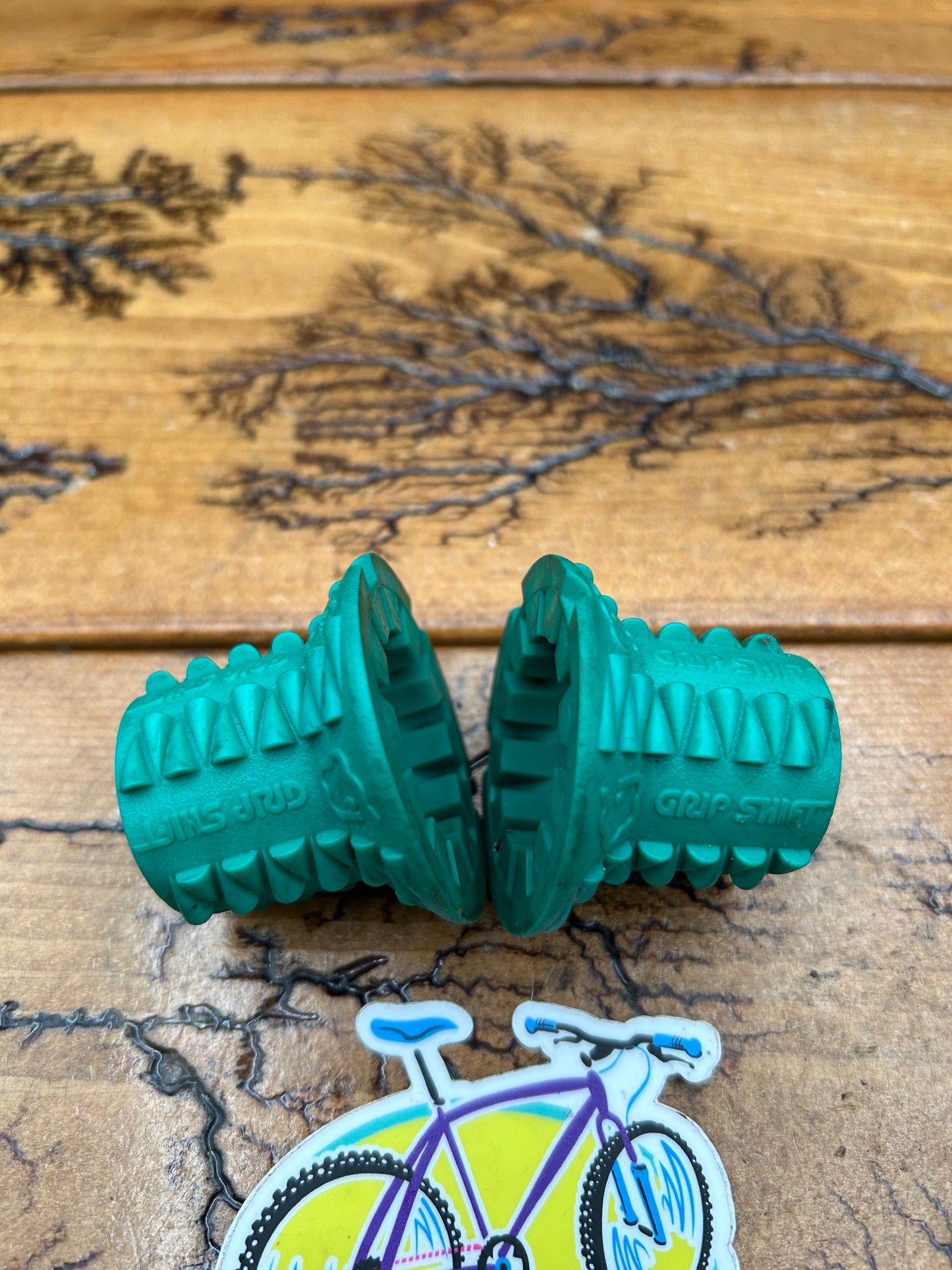 Sram Shark Tooth Grip Shift Green Grips