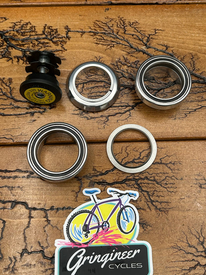 Aheadset Hs0605 Silver 1 1/4 Inch Threadless Headset NOS