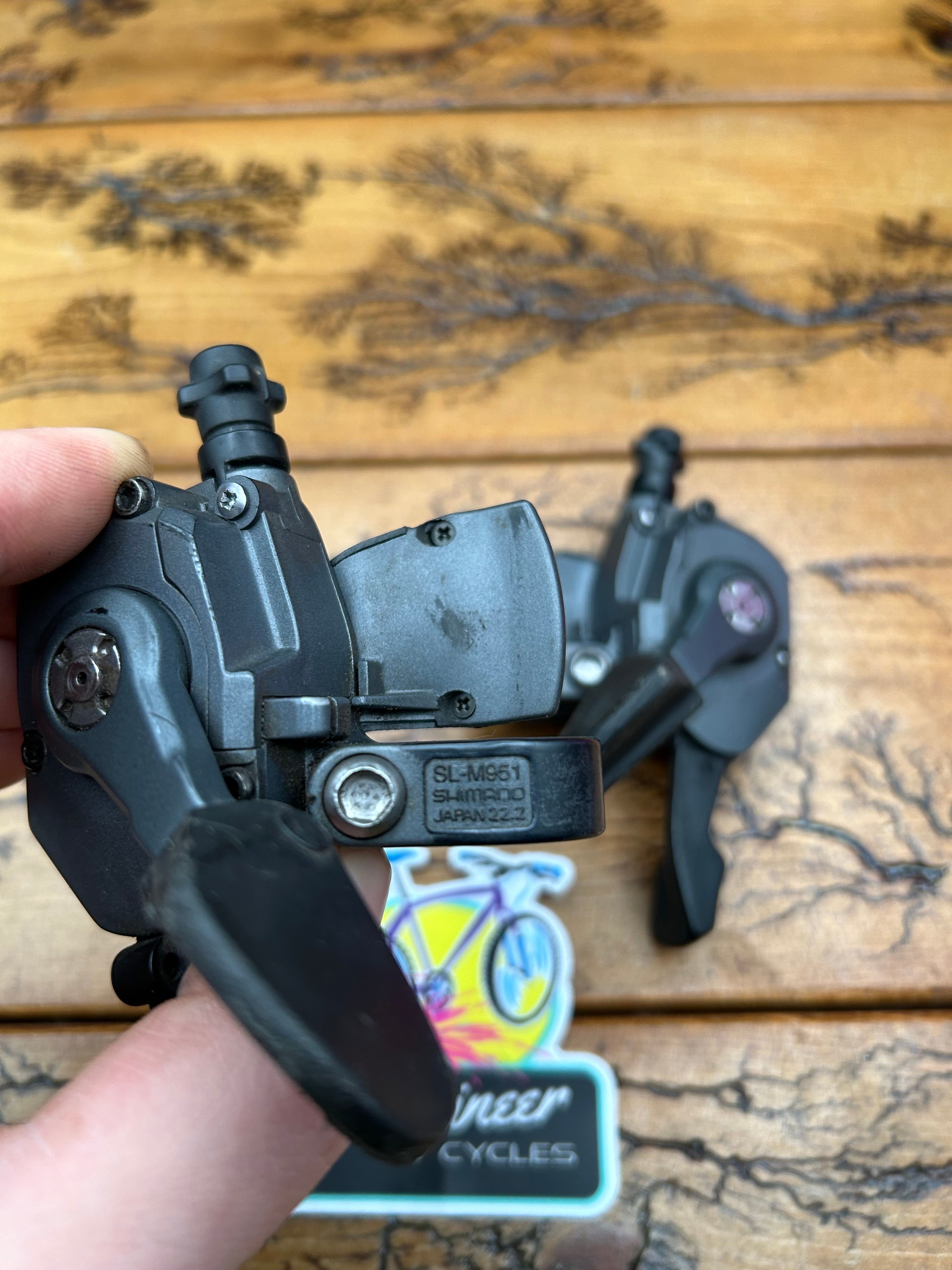 Shimano XTR SL-M951 3x8 Shifters – Gringineer Cycles