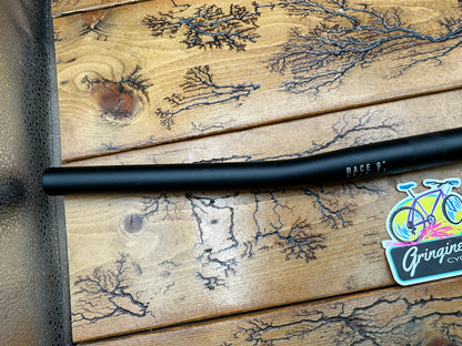 Bontrager Race 9 Degree 560mm Black Handlebar NOS