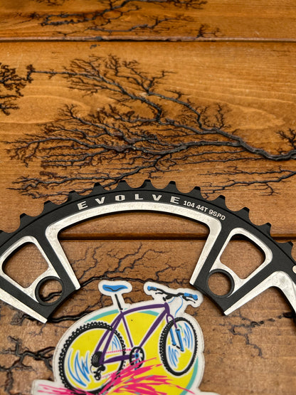 Raceface Evolve 44 Tooth 104 BCD 4 Bolt 9spd Chainring NOS