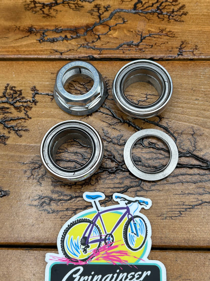 Chris King 1 Inch Silver No Logo GripNut Threaded Headset