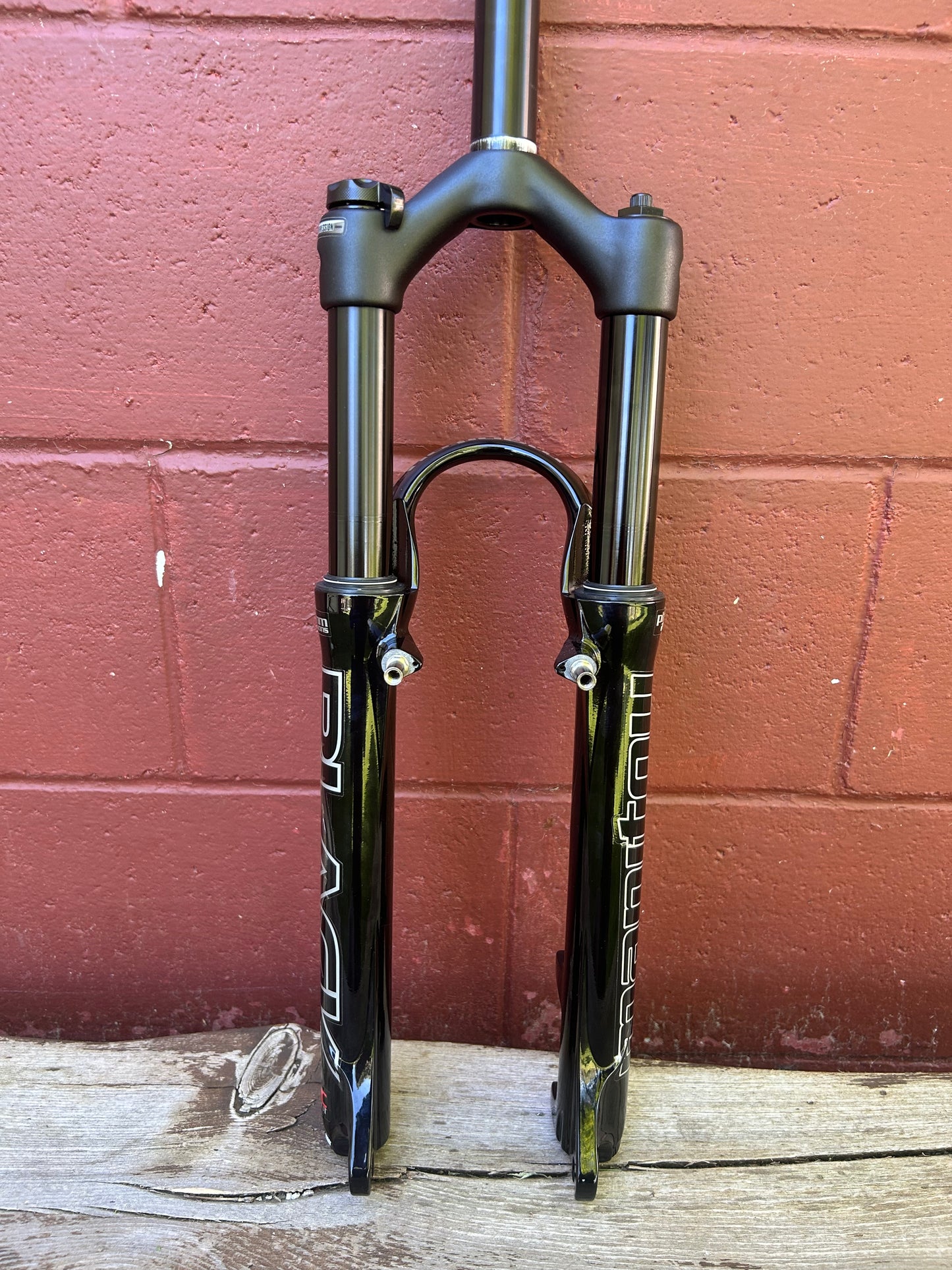 Manitou Black Platium Air 100mm Rim / Disc QR 26 Inch Suspension Fork NOS