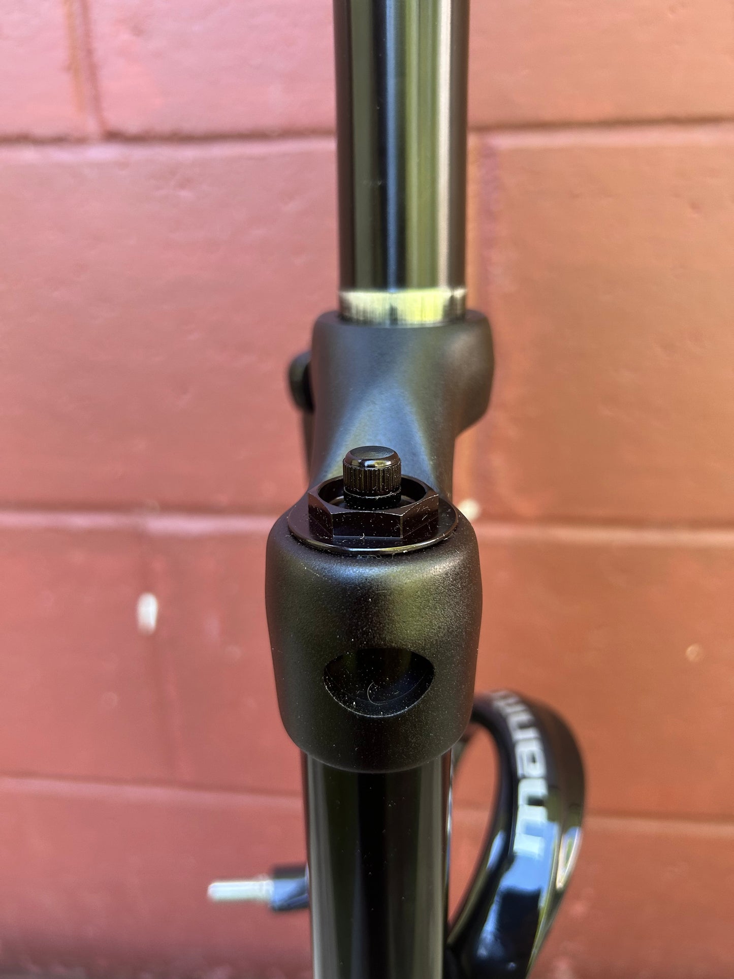 Manitou Black Platium Air 100mm Rim / Disc QR 26 Inch Suspension Fork NOS