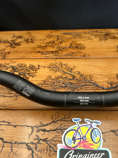 FSA XC 280 Alloy 635mm 25.4mm 40mm Rise Handlebar