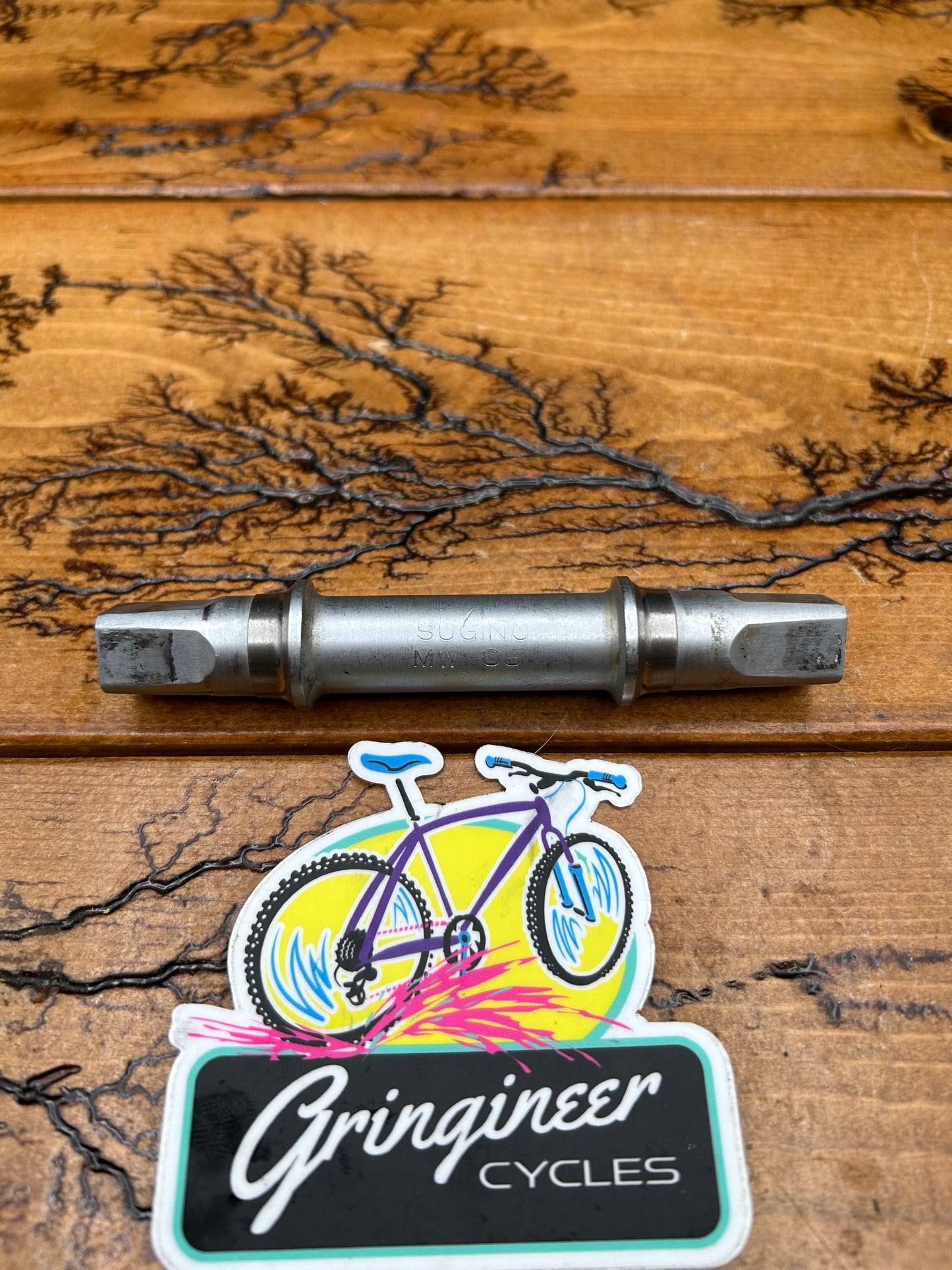 Sugino MW-68 114mm Square Taper Bottom Bracket Spindle