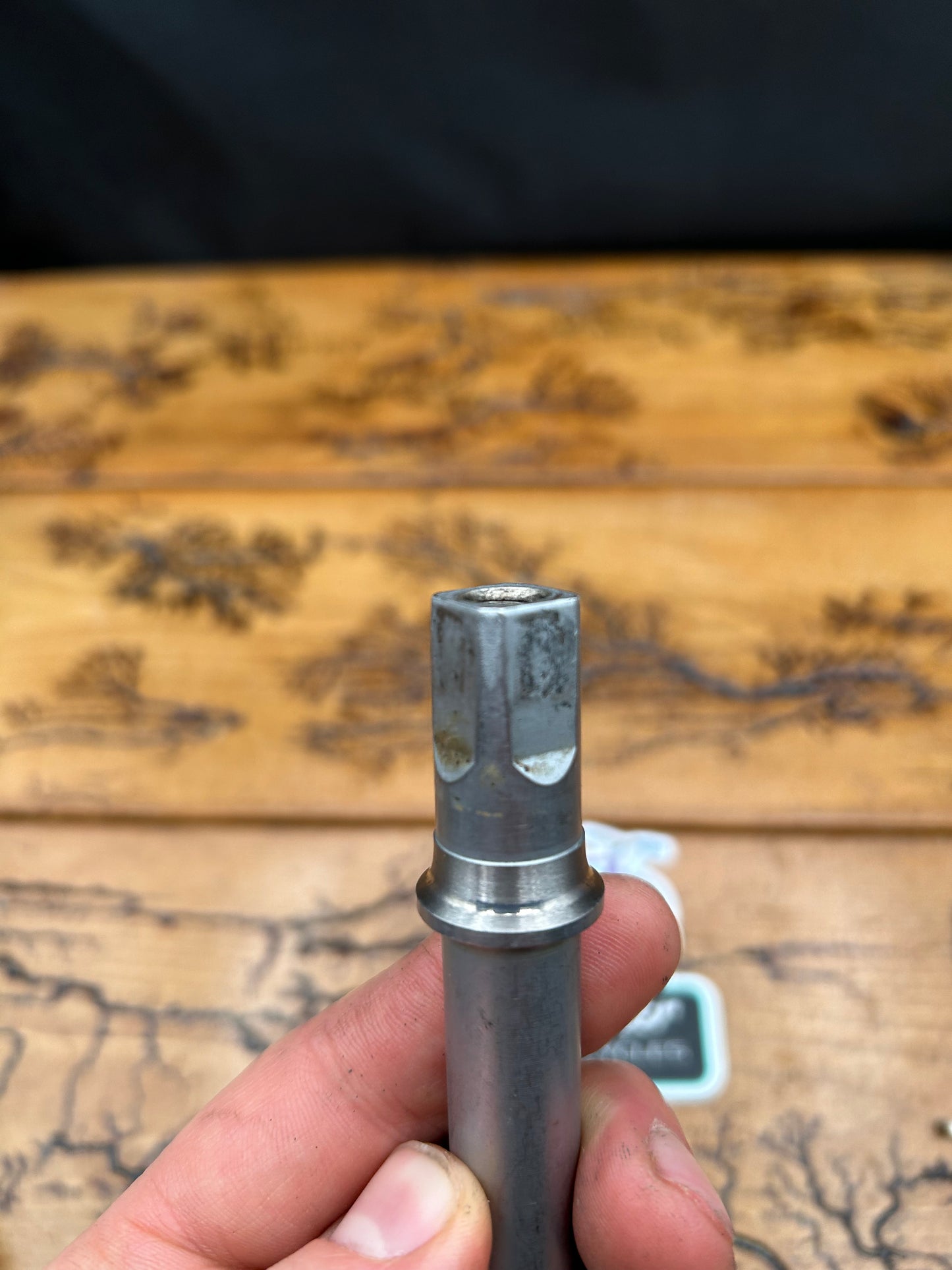 Sugino MW-68 114mm Square Taper Bottom Bracket Spindle