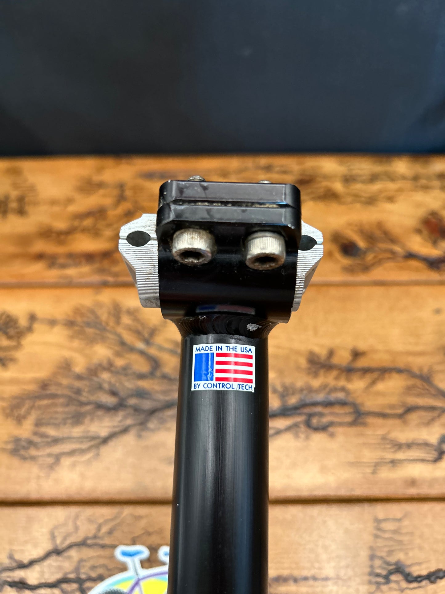 Control Tech 26.8mm x 350mm Black Seatpost