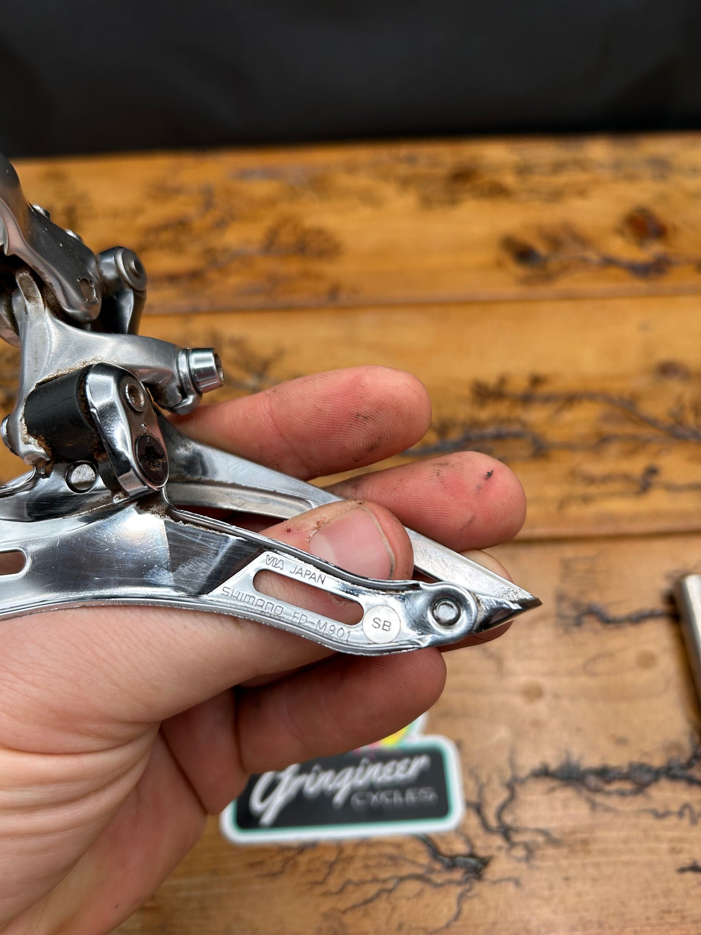 Shimano XTR FD-M901 28.6mm Top Pull Front Derailleur