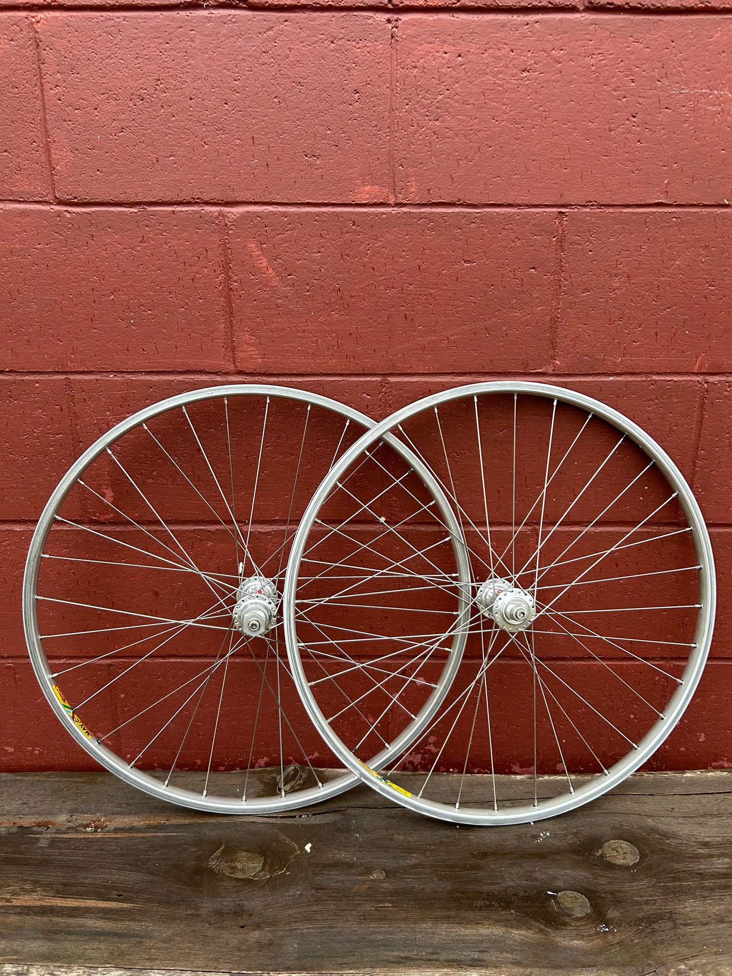 Mavic M231 Spot Bolt On Single Speed 26" Wheelset