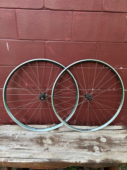Velocity AeroHead DT Swiss 240S 700c Wheelset
