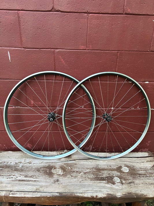 Velocity AeroHead DT Swiss 240S 700c Wheelset