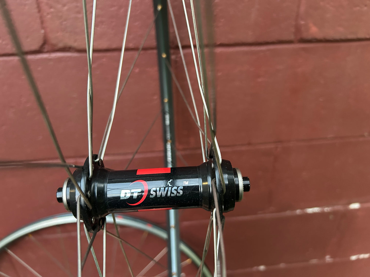 Velocity AeroHead DT Swiss 240S 700c Wheelset