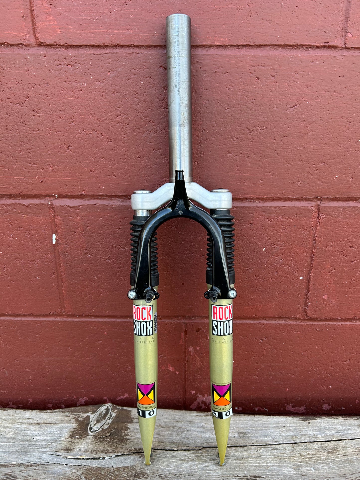 Rock Shox Mag 10 26" 1 1/4 Threadless Suspension Fork