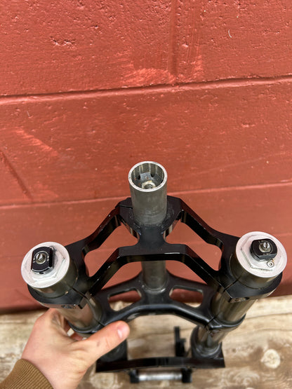 Marzocchi Bomber Monster Triple 2002 26" Suspension Fork