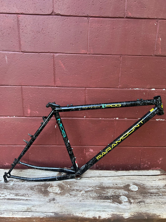 1992 19" Schwinn Paramount Series 30 PDG Frame