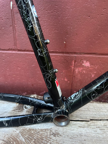 1992 19" Schwinn Paramount Series 30 PDG Frame