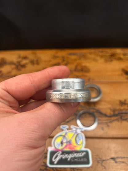 Raceface Deus Silver 1 1/8 Inch Threadless Headset
