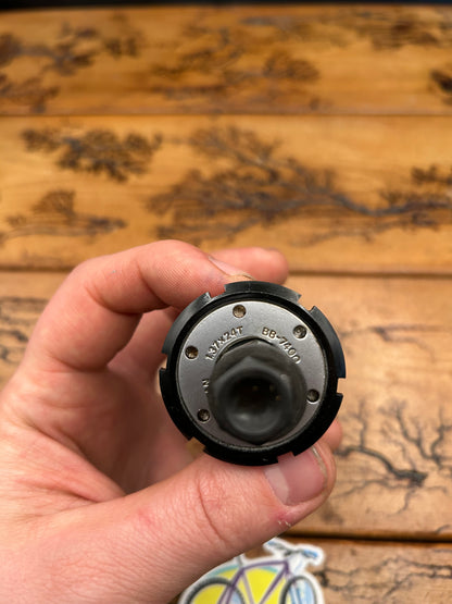 Shimano Dura Ace BB-7400 68x112mm ISO Bottom Bracket