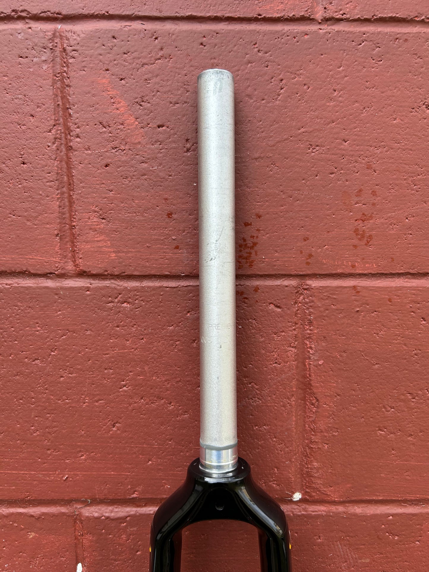 Winwood Carbon 700c Disc or Cantilever Brake 1 1/8 Inch Threadless Carbon Fork