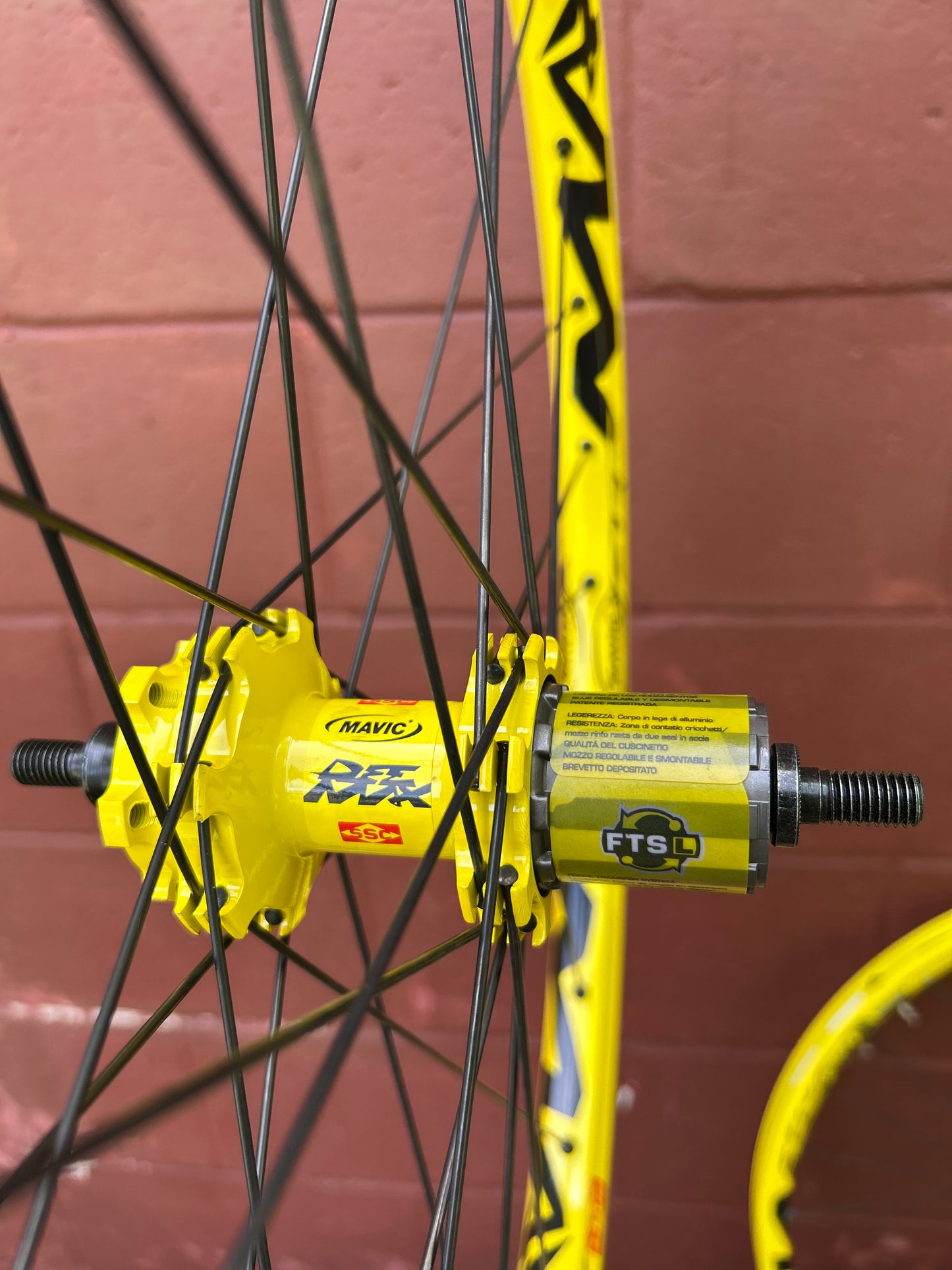 Mavic DeeMax UST 05 26" Wheelset NOS