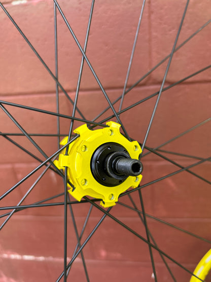 Mavic DeeMax UST 05 26" Wheelset NOS