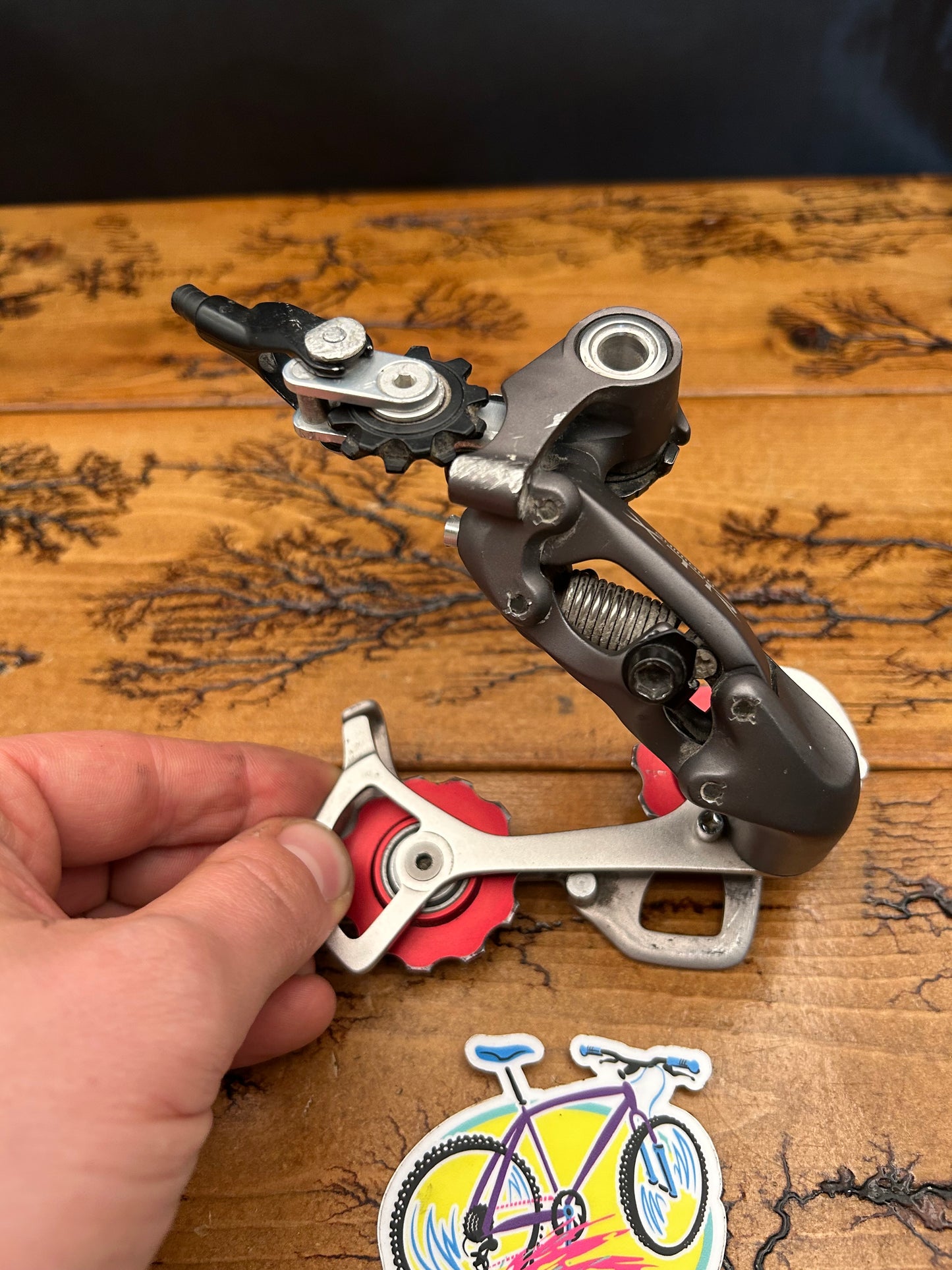 Shimano XTR RD-M951 Short Cage Rapid Rise Rear Derailleur With Red Ano Pulleys