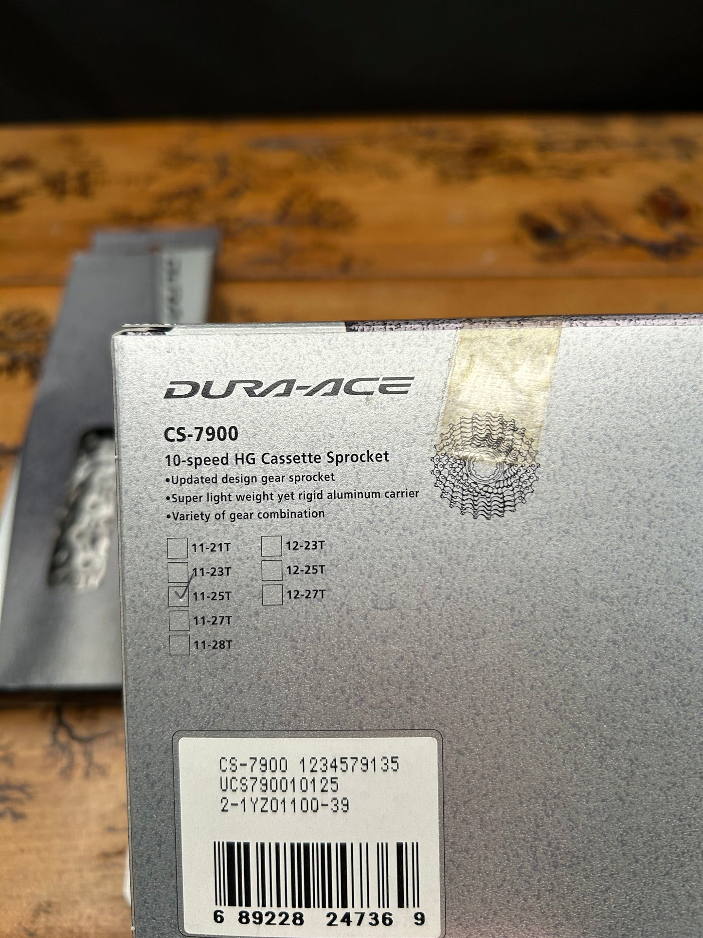 Shimano Dura Ace CS-7900 11-25 10 Speed Cassette And CN-7901 10 Speed Chain NOS