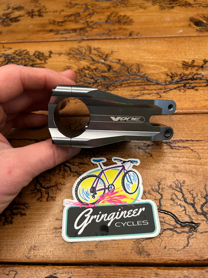 Sunline V-One 65mm 31.8mm 1 1/8 Threadless Stem