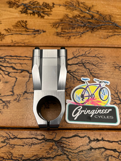 Sunline V-One 65mm 31.8mm 1 1/8 Threadless Stem