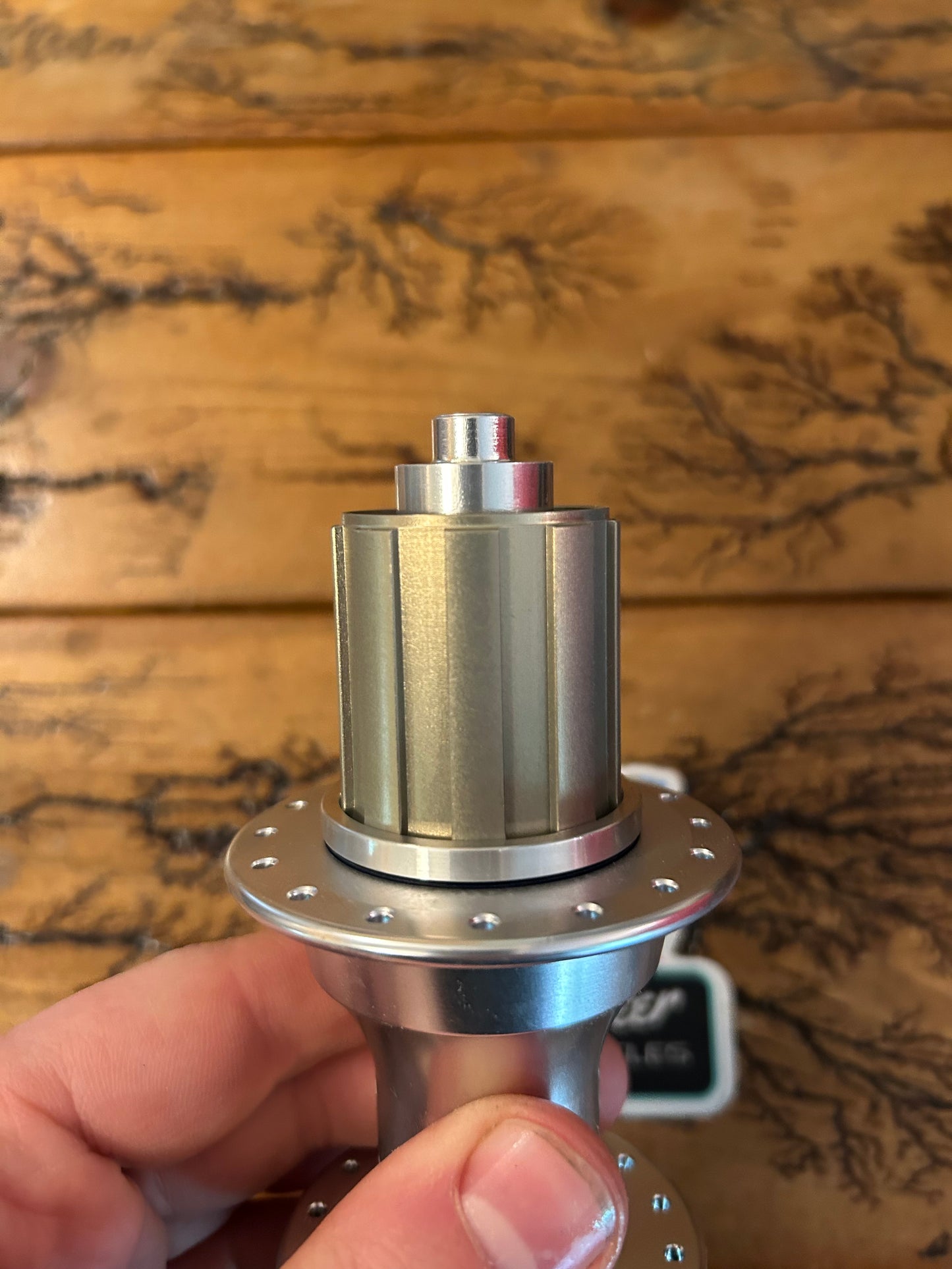 Real Design Silver 32 Hole QR 135mm Rim Brake Rear Hub NOS