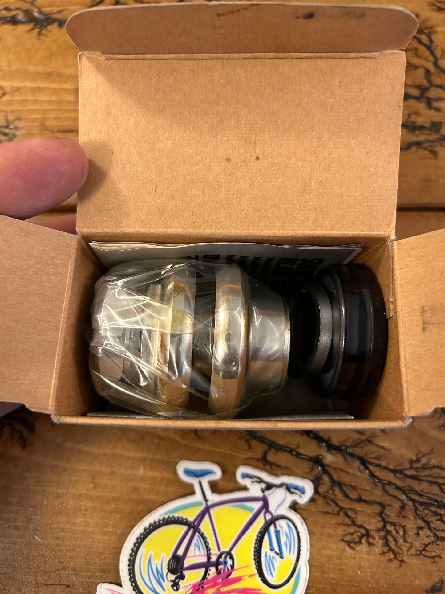 Suntour Sprint 9000 1 Inch JIS Threaded Headset NOS