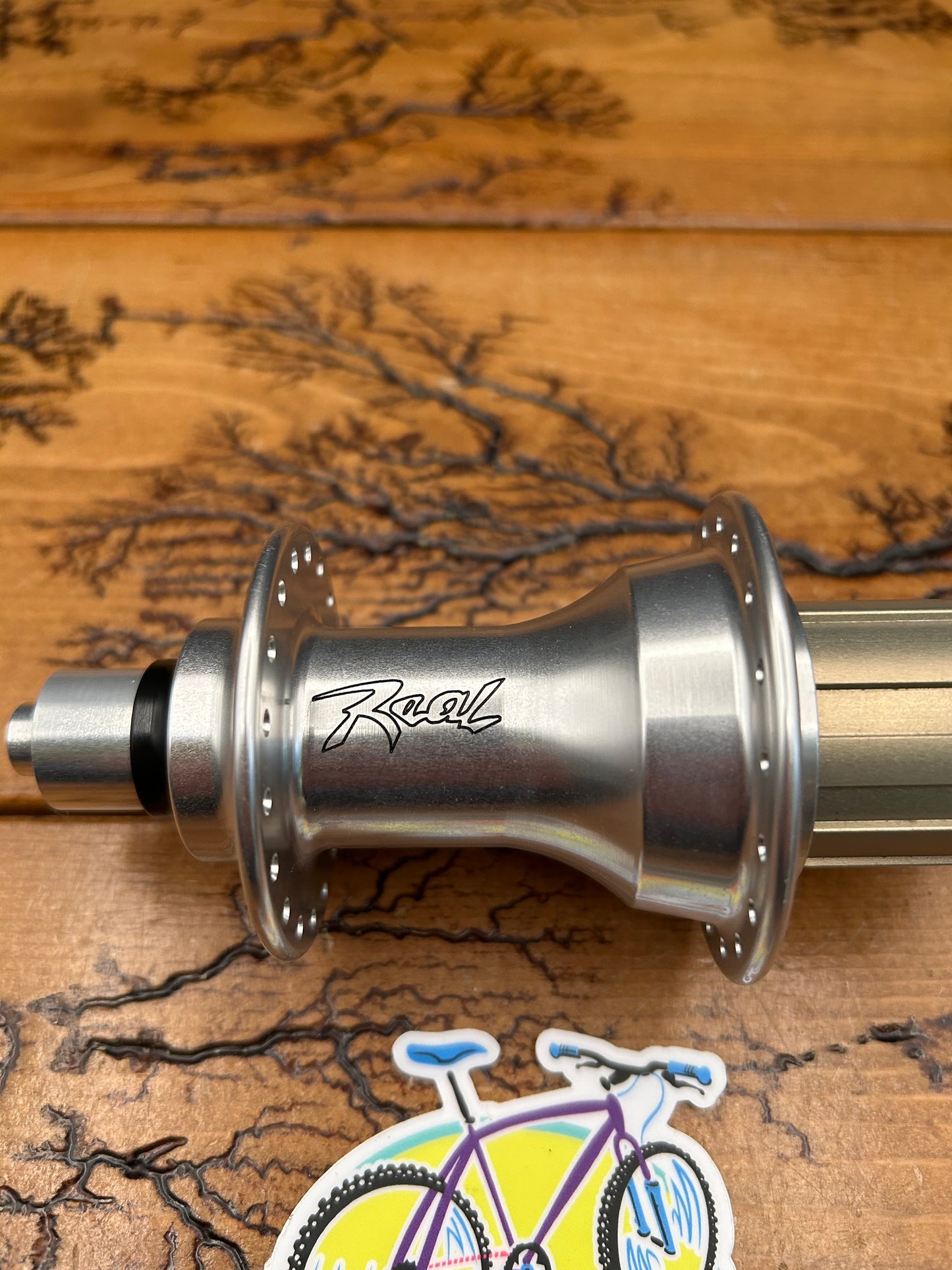Real Design Silver 36 Hole QR 135mm Rim Brake Rear Hub NOS