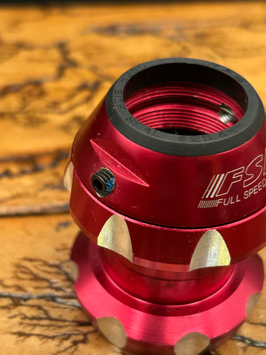 FSA Orbit Red Anodized Roller Bearing 1 1/8 Inch Threaded Headset NOS