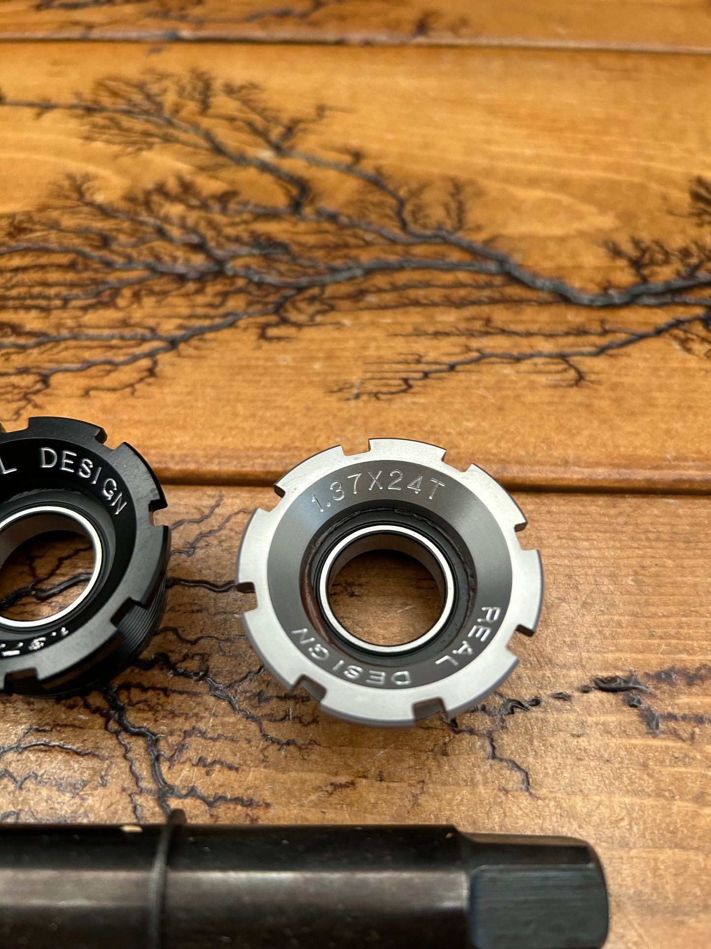Real Design Crankcase 117.5mm 68/73mm Adjustable Square Taper Bottom Bracket NOS